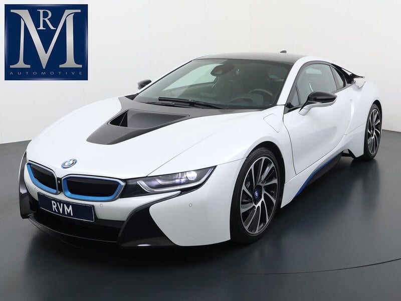 BMW i8
