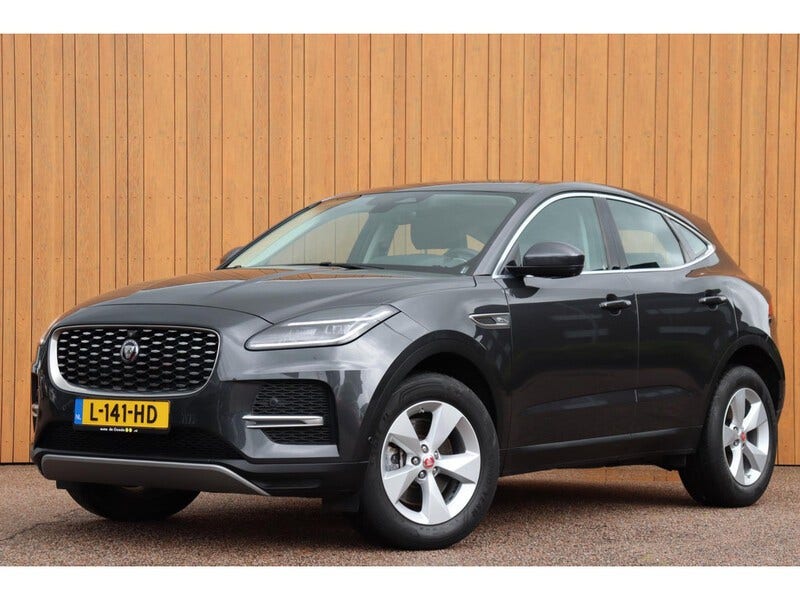 Jaguar E PACE