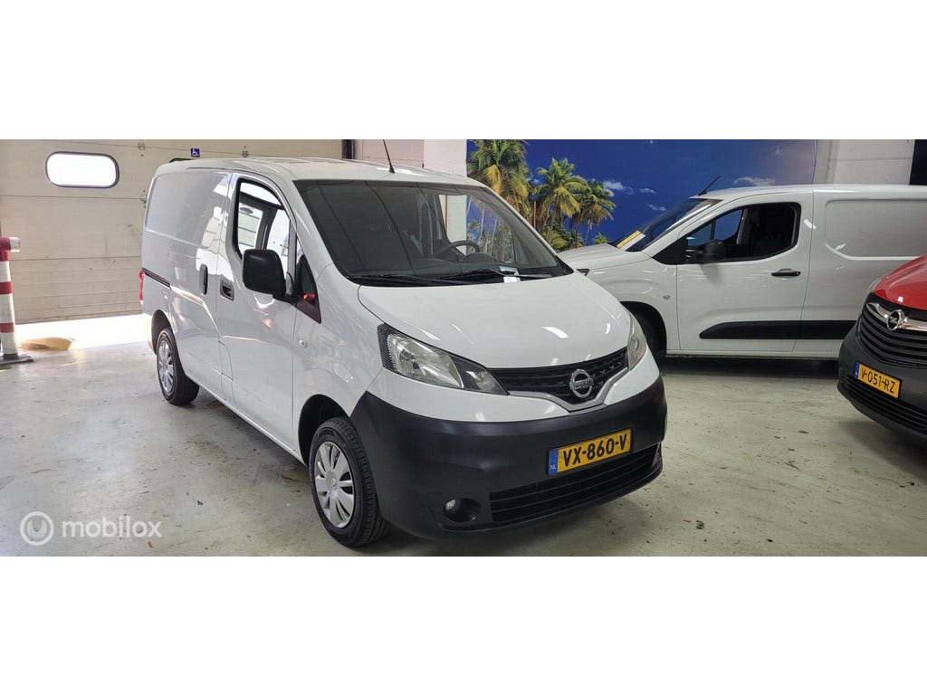 Nissan NV200