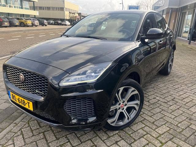 Jaguar E PACE
