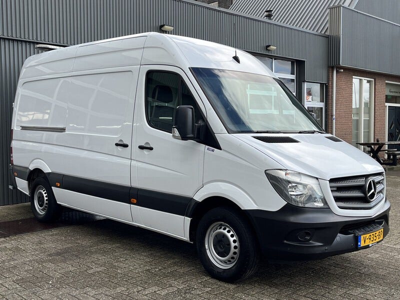 Mercedes Benz Sprinter