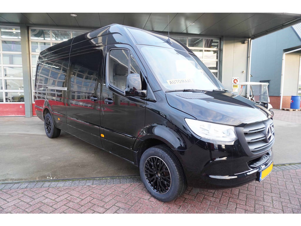 Mercedes Benz Sprinter