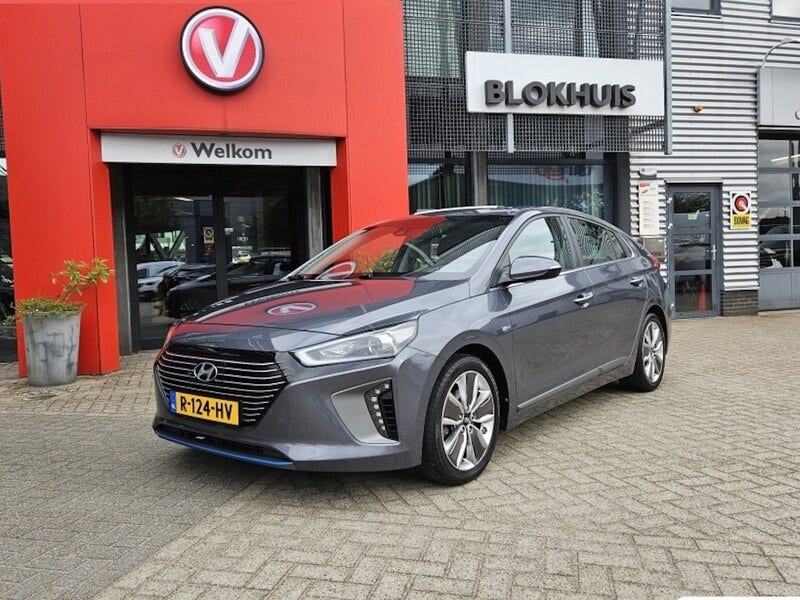 Hyundai IONIQ