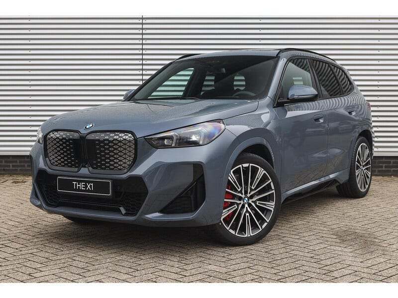BMW iX1
