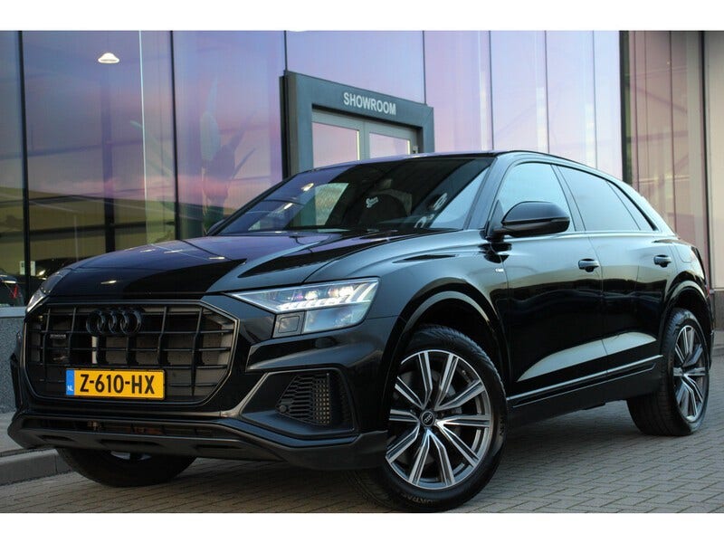 Audi Q8