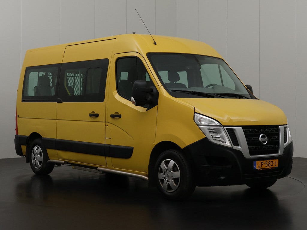 Nissan NV400