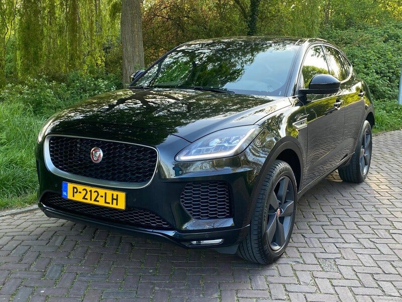 Jaguar E PACE